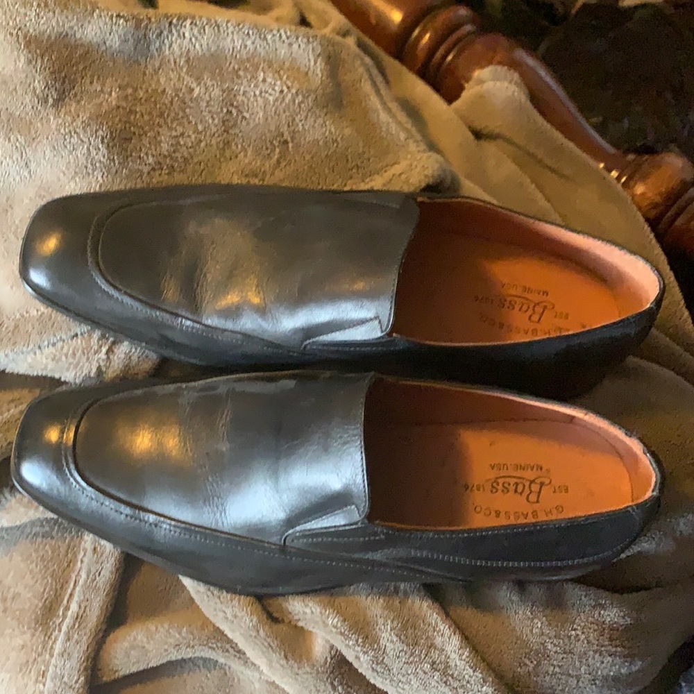 Bass Men’s Leather Dress Shoes